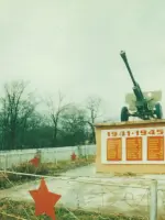 Памятник воинам-односельчанам, павшим в сражениях Великой Отечественной войны, Россия, Приморский край, Пожарский район, село Верхний Перевал