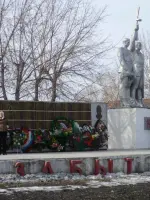 Мемориал в память погибшим землякам-чановцам в Великой Отечественной войне, Россия, Новосибирская область, Чановский район, поселок Чаны