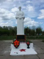 Памятник "Скорбящая", станица Островская, Россия, Волгоградская область, Даниловский район, станица Островская
