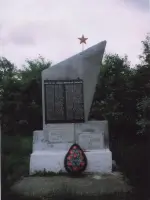Памятник воинам-защитникам Отечества, погибшим в годы Великой Отечественной войны 1941-1945 гг., Россия, Тюменская область, Исетский район, деревня Батени