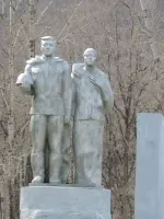 Памятник «Фронт и тыл», Первомайская улица