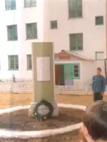 Стела в память подвига Александра Матросова, Россия, Приморский край, городской округ Дальнегорский, село Краснореченский