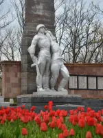 Мемориальный комплекс, Торговая улица