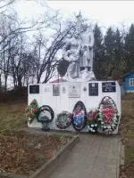 Памятник боевой славы, Россия, Калужская область, Думиничский район, село Маклаки