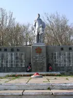 Памятник погибшим односельчанам, Россия, Воронежская область, Хохольский район, село Костенки
