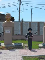 Памятные знаки ветеранам ВОВ и тыла в Таттинском улусе, Республики Саха, Россия, Республика Саха (Якутия), Таттинский район, село Ытык-Кюель