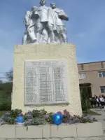 Памятник жителям села Герпегеж, погибшим в боях с немецко-фашистскими захватчиками, Россия, Кабардино-Балкарская Республика, Черекский район, село Герпегеж