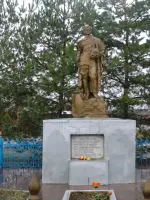 Братская могила, улица Мира