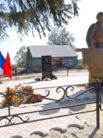 Памятник погибшим в годы Великой Отечественной войны воинам, Россия, Брянская область, Брасовский район, село Глоднево