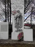 Памятник погибшим в годы Великой Отечественной войны, в с. Пустошь Шуйского района Ивановской области, Россия, Ивановская область, Шуйский район, село Пустошь