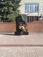 Памятник односельчанам, погибшим в годы Великой Отечественной Войны, Россия, Брянская область, Брянский район, поселок Новые Дарковичи, 2А