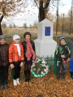 Обелиск «Вечная слава героям, павшим в боях за свободу и независимость нашей родины», Россия, Ростовская область, Орловский район, поселок Орловский