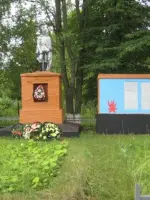 Братская могила, Россия, Курская область, Горшеченский район, село Ясенки