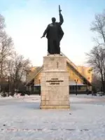 Памятник-скульптура «Воин-освободитель», Россия, Республика Башкортостан, Нефтекамск