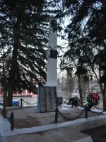 Памятник участникам войны, улица Бенардоса