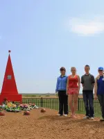 Братская могила, Россия, Волгоградская область, Калачевский район, село Мариновка
