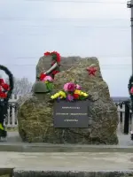Памятник односельчанам, не вернувшимся с войны, Россия, Томская область, Тегульдетский район, поселок Белый Яр, ул. Школьная, 10