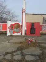 ПАМЯТНИК ВОИНАМ-ОДНОСЕЛЬЧАНАМ,ПАВШИМ В ВЕЛИКОЙ ОТЕЧЕСТВЕННОЙ ВОЙНЕ, Россия, Амурская область, Константиновский район, село Верхняя Полтавка