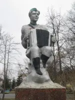 Памятник Василию Теркину в Сатке, улица Бочарова