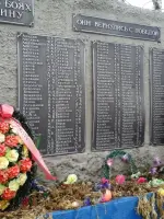 Памятник воинам, погибшим в годы Великой Отечественной войны 1941−1945 гг., Россия, Республика Татарстан, Нурлатский район, село Тюрнясево
