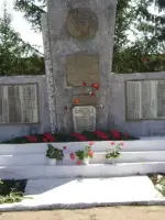 Памятник воинам-односельчанам, Россия, Удмуртская Республика, Сарапульский район, село Мазунино