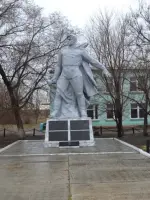 Памятник воинам-землякам павшим в годы Великой отечественной войны 1941−1945., Россия, Саратовская область, Воскресенский район, поселок Новая Алексеевка