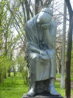 Памятник «Скорбящая мать», Россия, Республика Калмыкия, Яшалтинский район, село Краснополье