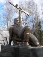 Памятник участникам ВОВ (1941-1945 гг.) Братская могила, улица Победы