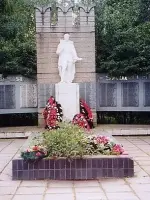 Братское захоронение "Вечная слава героям - защитникам Москвы", Краснополянское шоссе