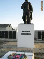 Памятник – ансамбль «Землякам. Односельчане», улица Ленина