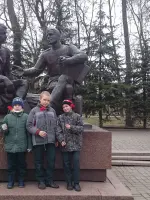 Памятник Александру Твардовскому и Василию Тёркину, улица Глинки