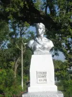 Памятник Валентине Герасиной, Россия, Ставропольский край, Новоалександровский район, поселок Темижбекский