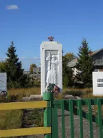 Памятник павшим землякам в годы Великой Отечественной войны 1941−1945 гг., Россия, Республика Коми, Усть-Цилемский район, село Хабариха