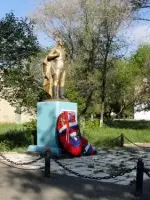 Памятник «Воину-строителю», улица Ленина
