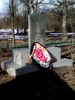 Памяти павшим воинам-землякам, Россия, Кировская область, Орловский район, деревня Солоницыны