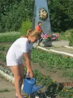Памятник в селе Осиновка, Россия, Томская область, Кожевниковский район, село Осиновка
