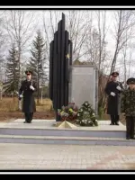 Памятник воинам, ушедшим на фронт и погибшим в годы ВОВ, Советская улица