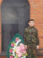 Памятник погибшим солдатам в годы Великой отечественной войны, Центральная улица