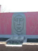 Памятник «Скорбящая мать», Россия, Саратов, поселок Зональная, Молодежная улица