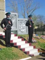 Монумент Славы, Россия, Оренбургская область, Акбулакский район, поселок Шкуновка