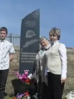 Памятная стела воинам посёлка Шестаково Иркутской области Нижнеилимского района, Россия, Иркутская область, Нижнеилимский район