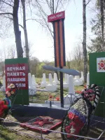 Кладбище советских летчиков-истребителей 513 (58) авиационного полка 52 Армии, погибших в годы Великой Отечественной войны, Россия, Новгородская область, Малая Вишера