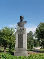 Бюст Дважды Героя Советского Союза Плотникова Павла Артемьевича, Россия, Алтайский край, Барнаул