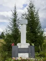 Памятник односельчанам, погибшим в годы Великой Отечественной войны, Россия, Тверская область, Кашинский район, село Уницы, Рабочая улица