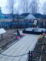 Братское захоронение, Россия, Новгородская область, Демянский район, поселок городского типа Демянск