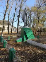 Братская могила воинов ВОВ – хутор Старо-Кузнецов, Миютинский район, Ростовская область, Россия, Ростовская область, Милютинский район, хутор Старокузнецов