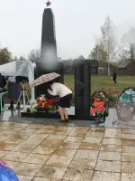 Памятник землякам, погибшим в годы Великой Отечественной войны, Россия, Ярославская область, Даниловский район, деревня Семлово