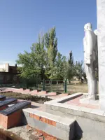 Мемориал-братская могила воинов ВОВ – хутор Паршиков, Цимлянский район, Ростовская область, Россия, Ростовская область, Цимлянский район, хутор Паршиков