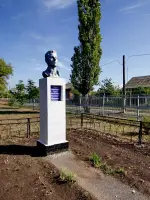 Памятник Герою СССР – станица Маркинская, Цимлянский район, Ростовская область, Россия, Ростовская область, Цимлянский район, станица Маркинская