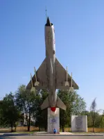 Самолет МИГ-21 на постаменте – город Морозовск, Ростовская область, улица Кирова